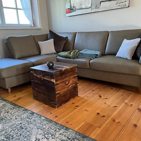 Alte Kutscherremise Vom Gut Niendorf *